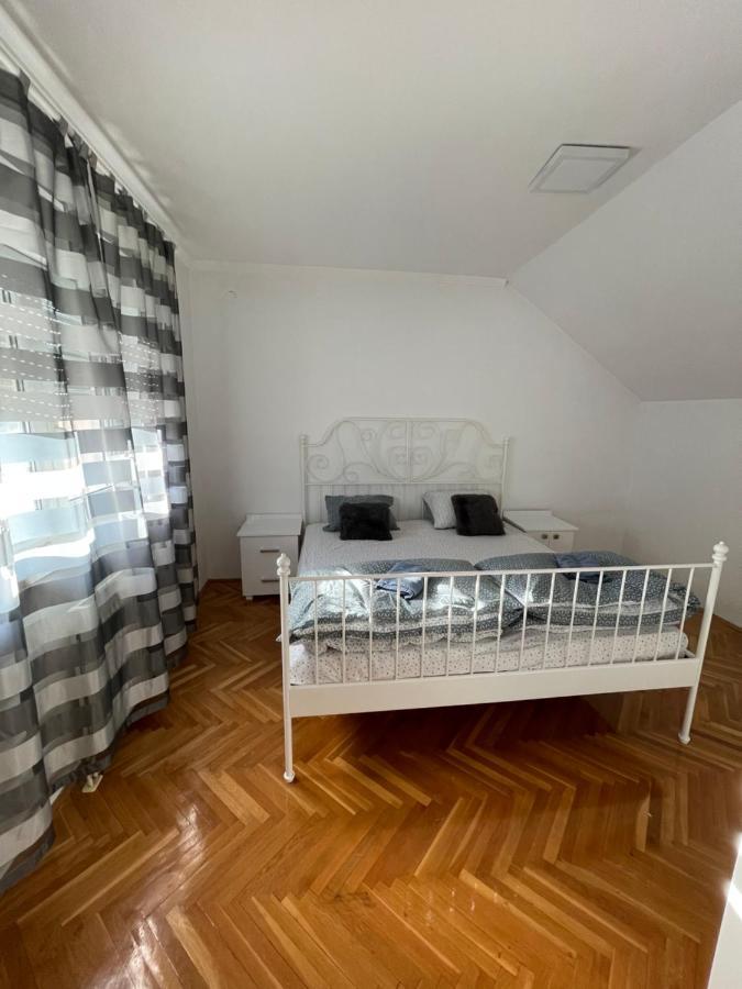 Apartment Cactus 021 โนวีซาด ภายนอก รูปภาพ