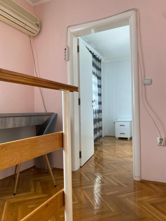 Apartment Cactus 021 โนวีซาด ภายนอก รูปภาพ
