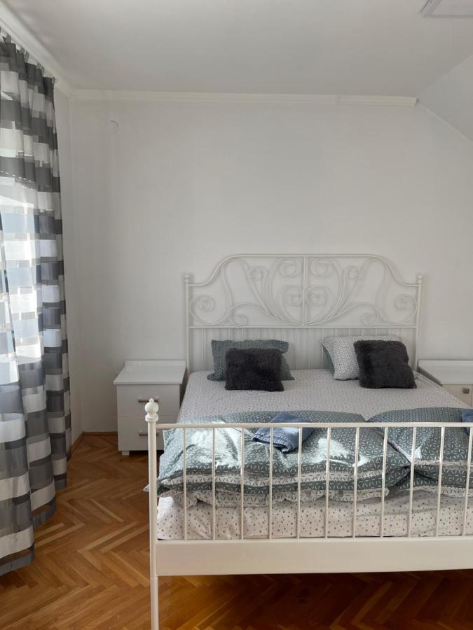 Apartment Cactus 021 โนวีซาด ภายนอก รูปภาพ