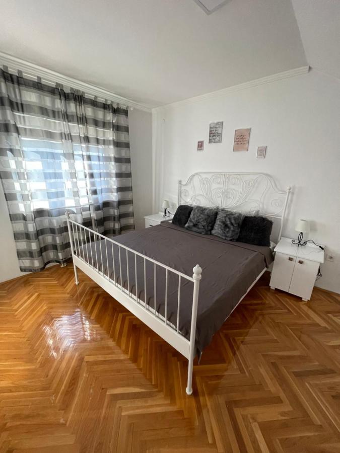 Apartment Cactus 021 โนวีซาด ภายนอก รูปภาพ